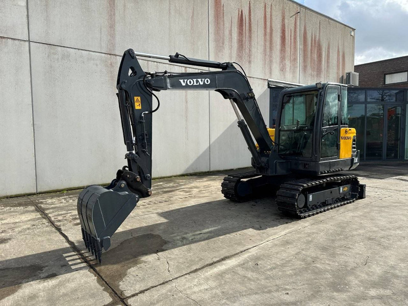 Volvo EC60C - מחפר סורק: תמונה 1 Volvo EC60C - מחפר סורק: תמונה 1