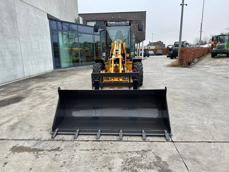 WOLF WL816T - מעמיס גלגלים: תמונה 2 WOLF WL816T - מעמיס גלגלים: תמונה 2