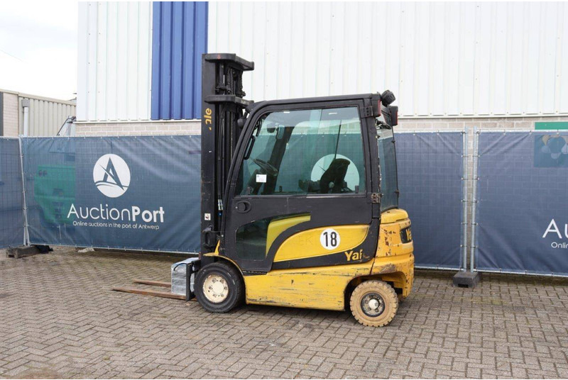 Yale ERP25VL - מלגזה חשמלית: תמונה 3 Yale ERP25VL - מלגזה חשמלית: תמונה 3