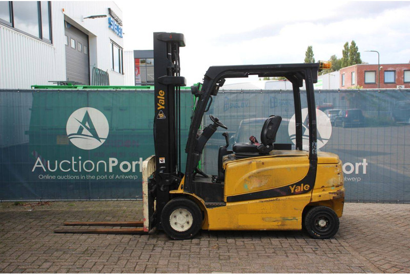 Yale ERP35VL E2645 - מלגזה חשמלית: תמונה 2 Yale ERP35VL E2645 - מלגזה חשמלית: תמונה 2