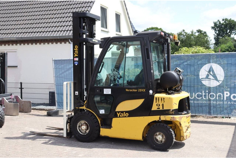Yale GLP25VX V2770 - מלגזת LPG: תמונה 3 Yale GLP25VX V2770 - מלגזת LPG: תמונה 3
