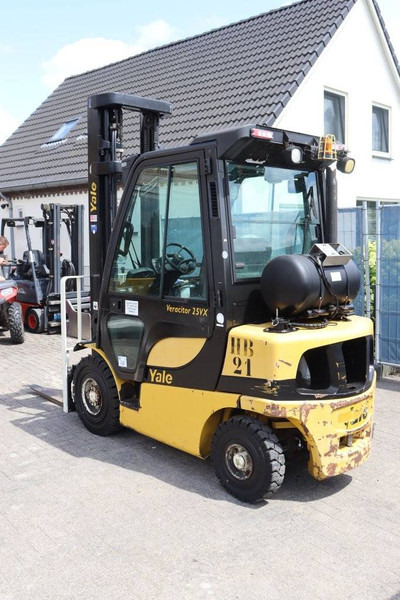 Yale GLP25VX V2770 - מלגזת LPG: תמונה 4 Yale GLP25VX V2770 - מלגזת LPG: תמונה 4