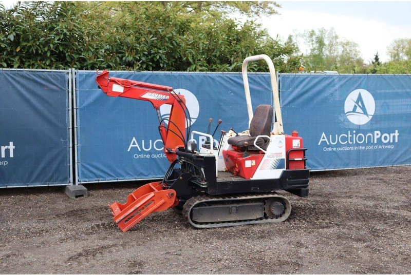 Yanmar YMD100 - משאבת מים: תמונה 1 Yanmar YMD100 - משאבת מים: תמונה 1