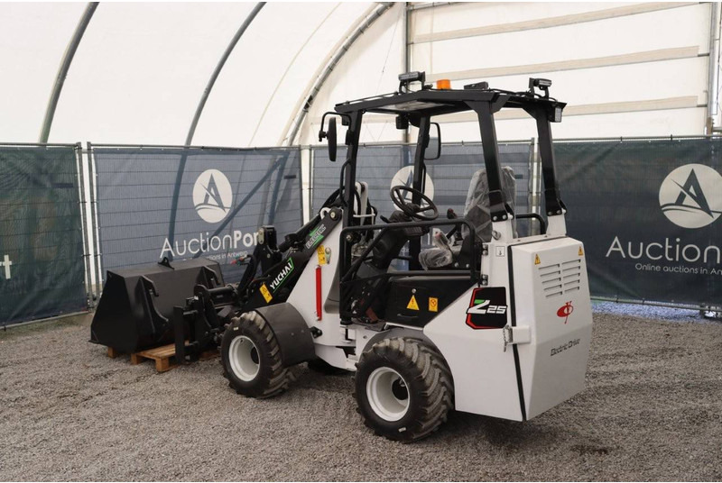 Yuchaï Z25 - מעמיס גלגלים: תמונה 4 Yuchaï Z25 - מעמיס גלגלים: תמונה 4