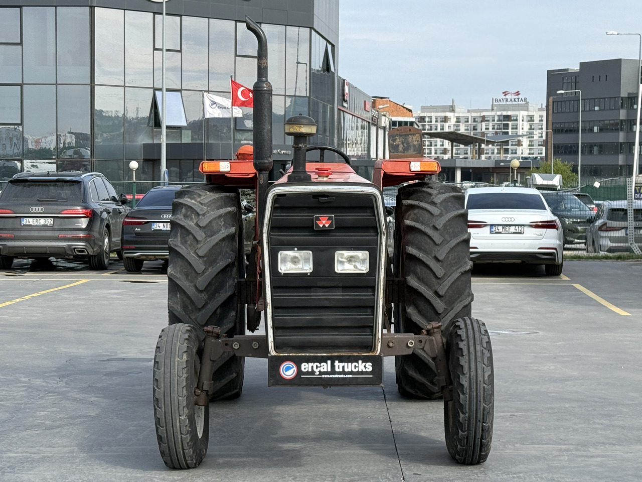 MASSEY FERGUSON 1996 MASSEY FERGUSON 285 S/ TRACTOR - טרקטור חקלאי: תמונה 2 MASSEY FERGUSON 1996 MASSEY FERGUSON 285 S/ TRACTOR - טרקטור חקלאי: תמונה 2
