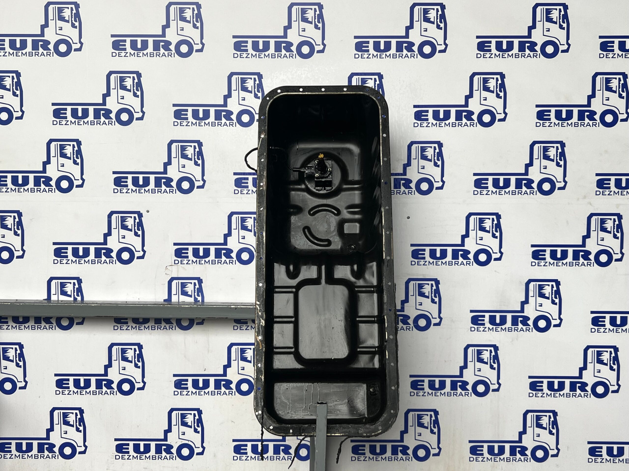 BAIE ULEI FORD CARGO F-MAX FHR6 GC466675CA - מחבת שמן עבור משאית: תמונה 2 BAIE ULEI FORD CARGO F-MAX FHR6 GC466675CA - מחבת שמן עבור משאית: תמונה 2