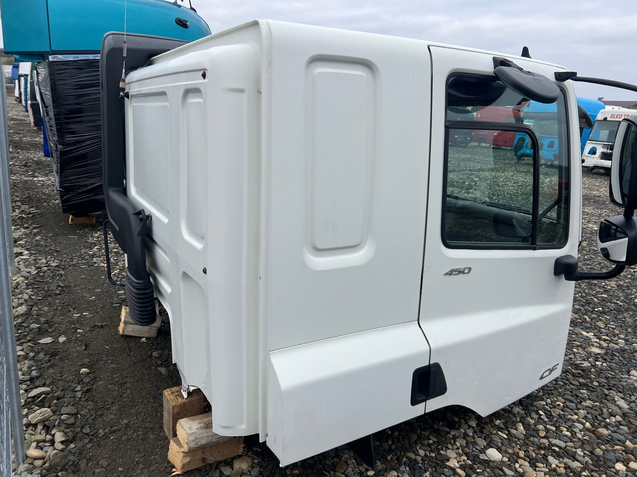CABINA DAF CF SLEEPER CAB L2H1 - תא עבור משאית: תמונה 5 CABINA DAF CF SLEEPER CAB L2H1 - תא עבור משאית: תמונה 5