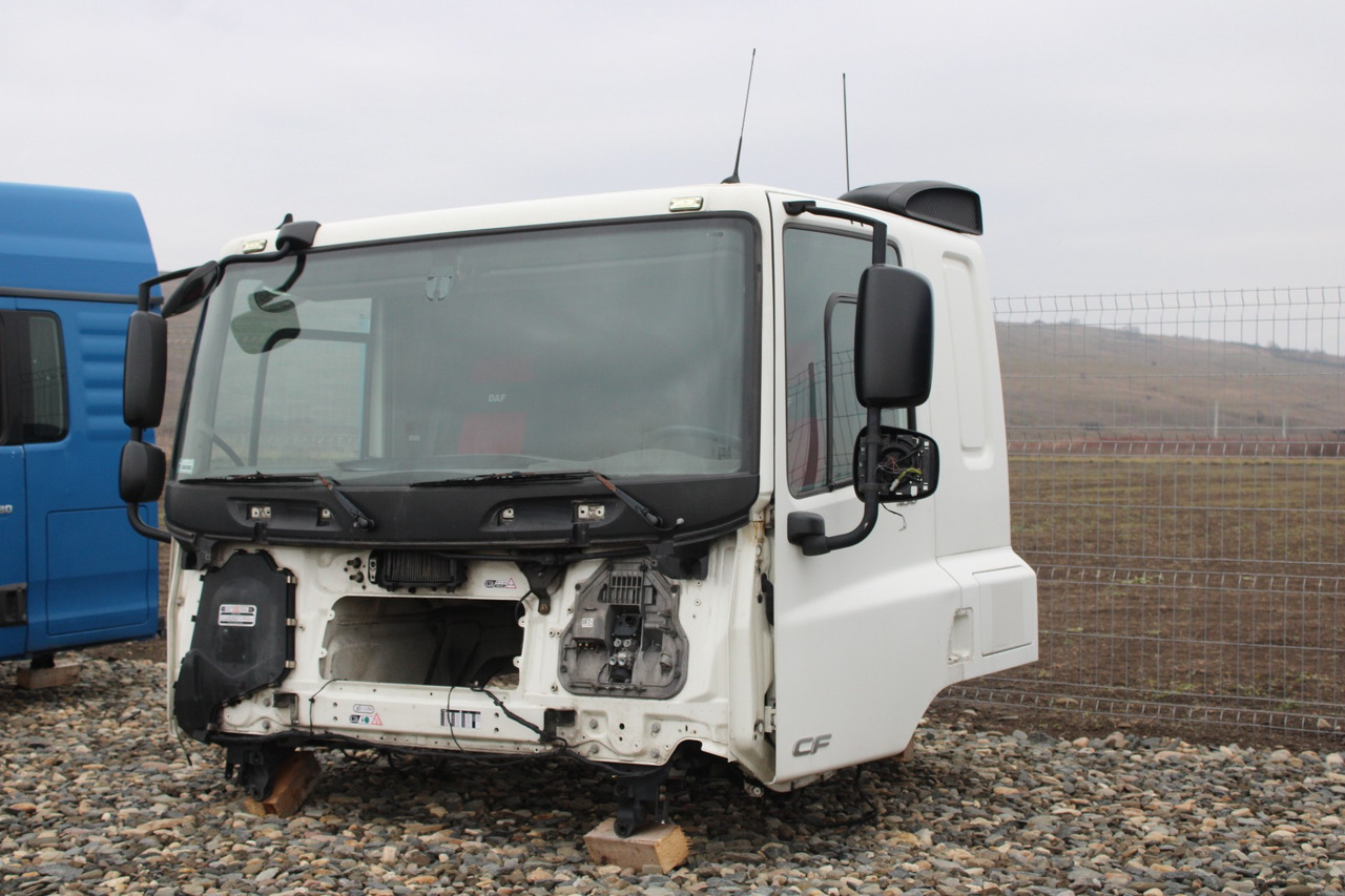 CABINA DAF CF SLEEPER L2H1 - תא עבור משאית: תמונה 2 CABINA DAF CF SLEEPER L2H1 - תא עבור משאית: תמונה 2