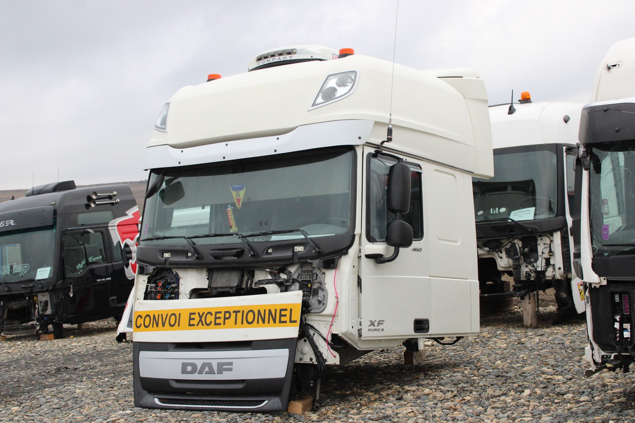CABINA DAF XF106 SUPER SPACE CAB - תא עבור משאית: תמונה 2 CABINA DAF XF106 SUPER SPACE CAB - תא עבור משאית: תמונה 2