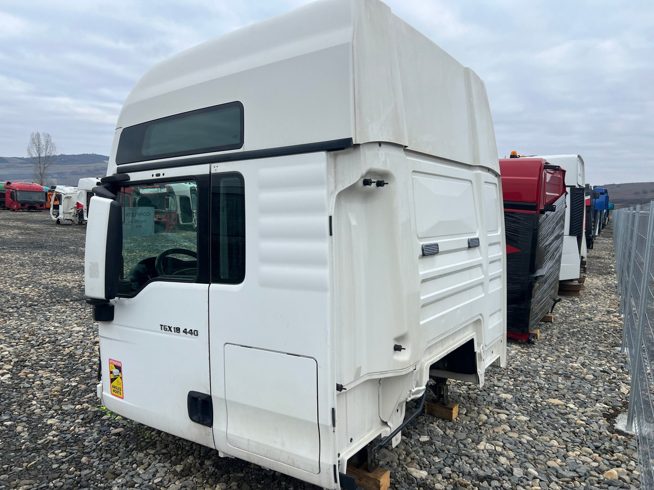 CABINA MAN TGX XXL - תא עבור משאית: תמונה 5 CABINA MAN TGX XXL - תא עבור משאית: תמונה 5