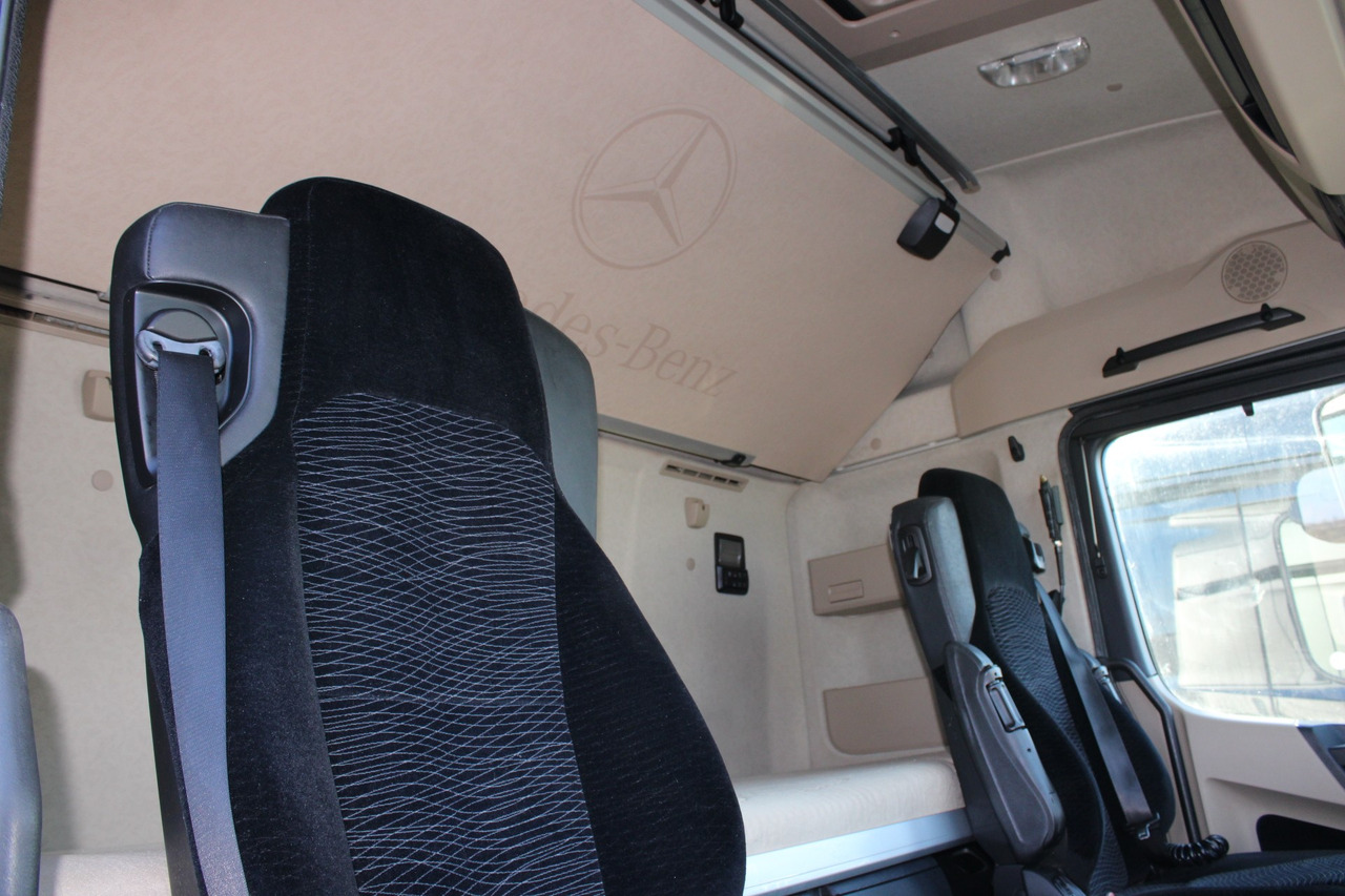 תא עבור משאית CABINA MERCEDES ACTROS MP4 STREAMSPACE 2.5: תמונה 8 תא עבור משאית CABINA MERCEDES ACTROS MP4 STREAMSPACE 2.5: תמונה 8