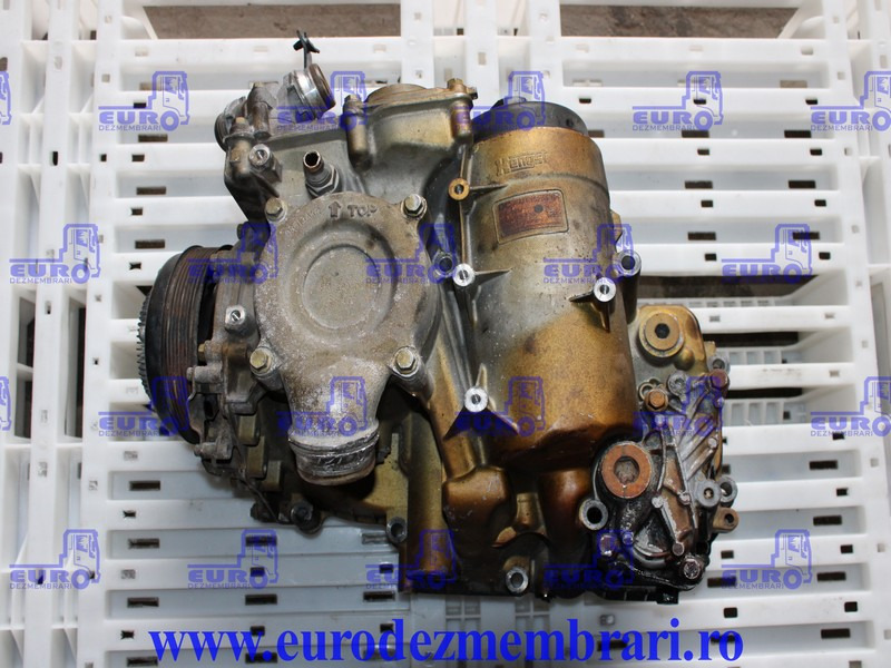 CARCASA POMPA APA + FILTRU ULEI MERCEDES ACTROS MP4 A4711806510 - משאבת נוזל קירור עבור משאית: תמונה 1 CARCASA POMPA APA + FILTRU ULEI MERCEDES ACTROS MP4 A4711806510 - משאבת נוזל קירור עבור משאית: תמונה 1