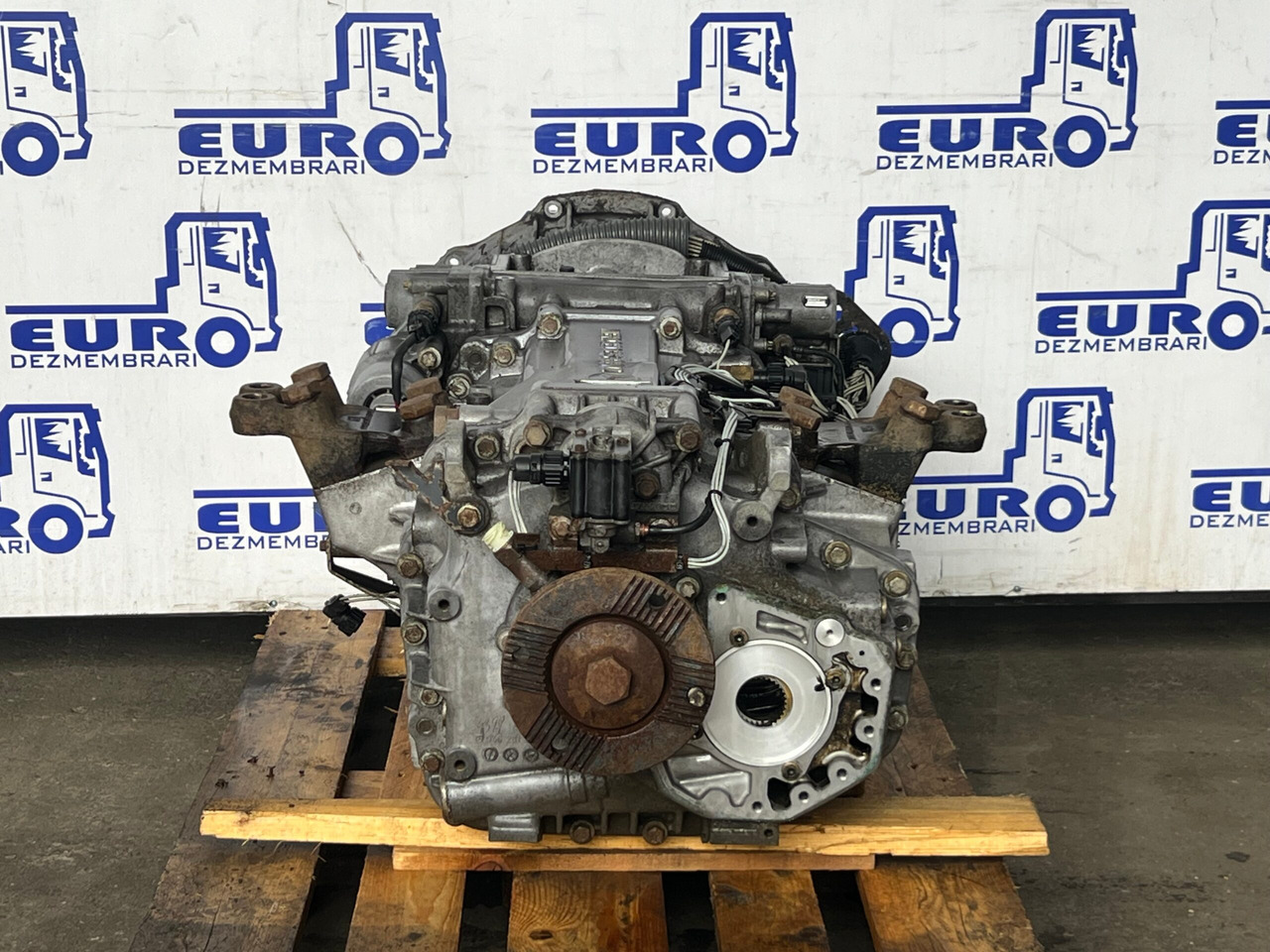 CUTIE DE VITEZE G211-16 FARA RETARDER MERCEDES ACTROS MP1 - תיבת הילוכים עבור משאית: תמונה 4 CUTIE DE VITEZE G211-16 FARA RETARDER MERCEDES ACTROS MP1 - תיבת הילוכים עבור משאית: תמונה 4