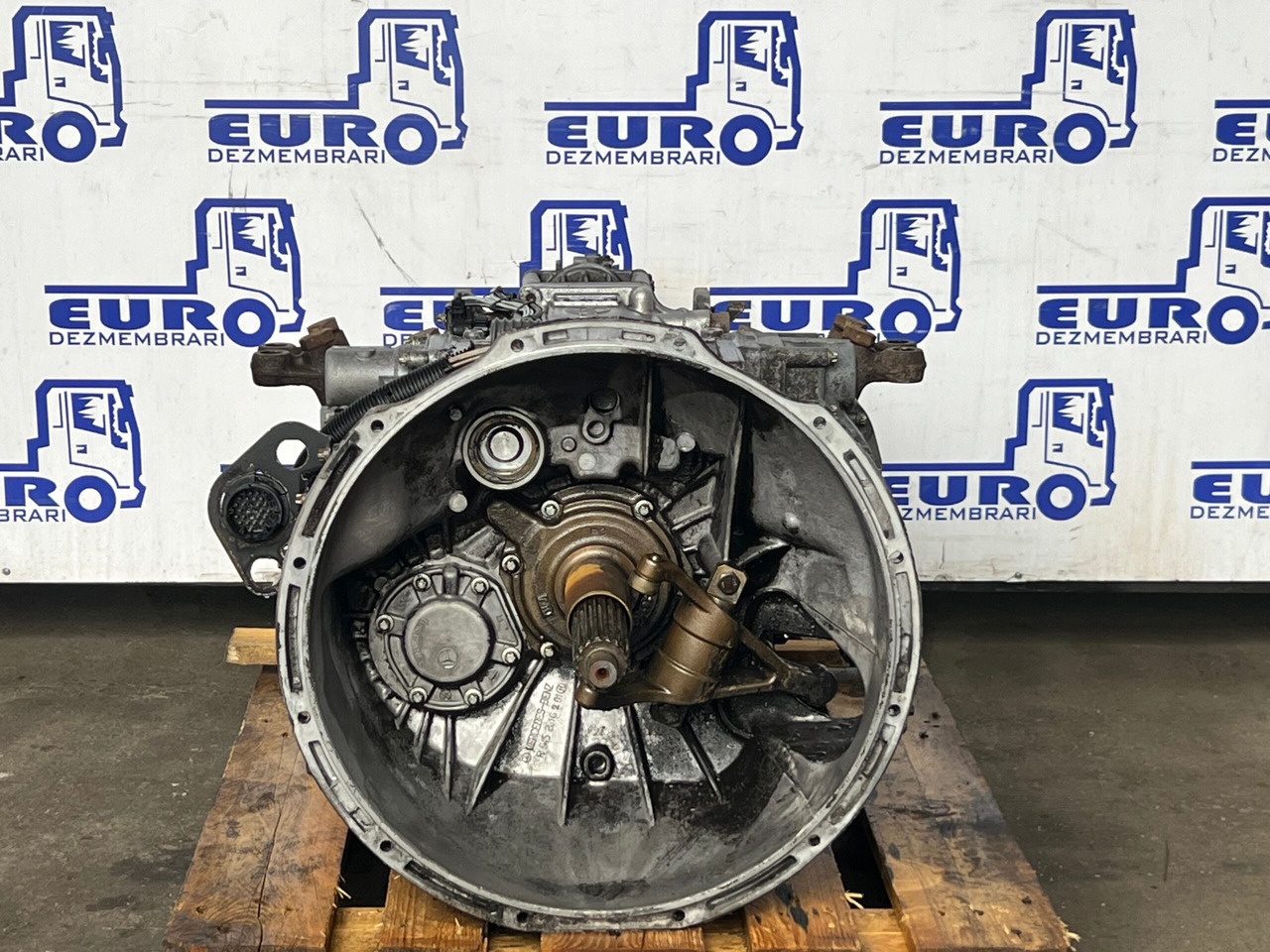 CUTIE DE VITEZE G211-16 FARA RETARDER MERCEDES ACTROS MP1 - תיבת הילוכים עבור משאית: תמונה 2 CUTIE DE VITEZE G211-16 FARA RETARDER MERCEDES ACTROS MP1 - תיבת הילוכים עבור משאית: תמונה 2