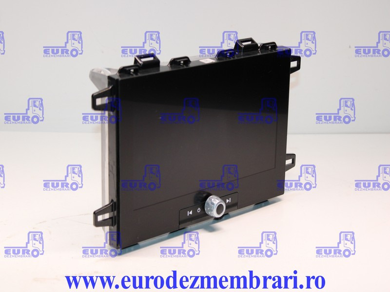 ELEMENT BORD UNITATE MULTIMEDIA DAF XF XG 2382815, 2345543, 2387324 - לוח מחוונים עבור משאית: תמונה 2 ELEMENT BORD UNITATE MULTIMEDIA DAF XF XG 2382815, 2345543, 2387324 - לוח מחוונים עבור משאית: תמונה 2