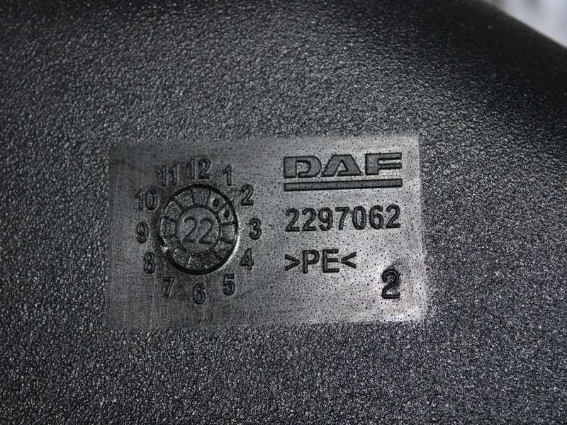 REZERVOR ADBLUE DAF XF XG 2297062 - מכל AdBlue עבור משאית: תמונה 3 REZERVOR ADBLUE DAF XF XG 2297062 - מכל AdBlue עבור משאית: תמונה 3