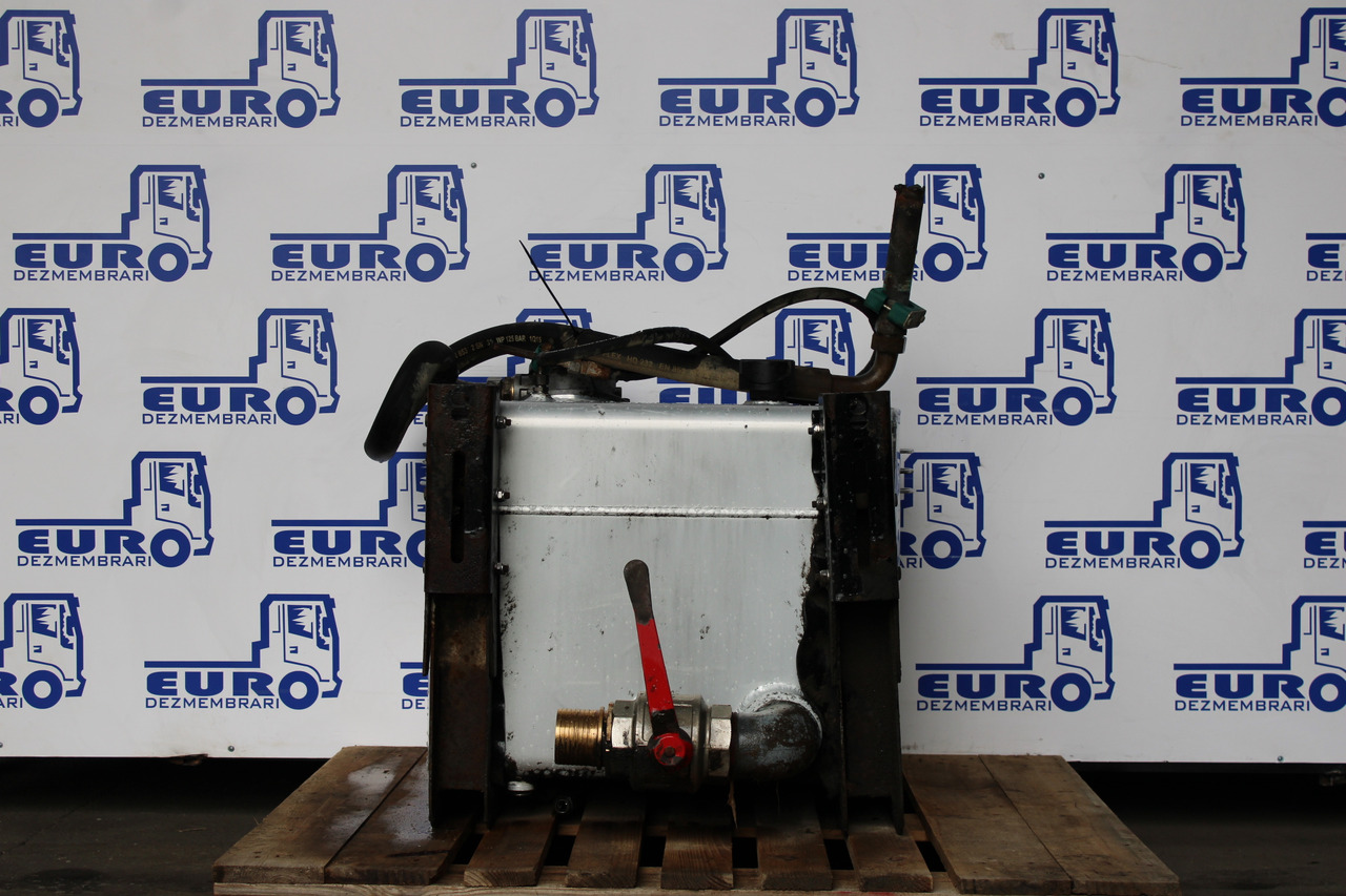 REZERVOR ULEI HIDRAULIC 200L PALFINGER E33009 - מכל הידרולי עבור משאית: תמונה 3 REZERVOR ULEI HIDRAULIC 200L PALFINGER E33009 - מכל הידרולי עבור משאית: תמונה 3
