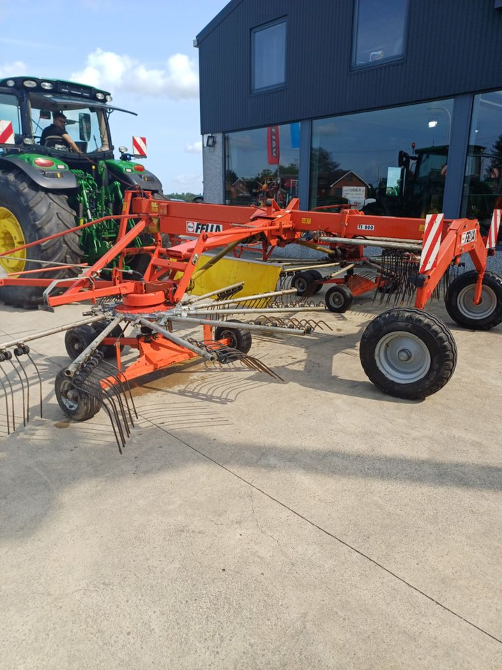 Fella TS800 - גורף/ מגרפה: תמונה 3 Fella TS800 - גורף/ מגרפה: תמונה 3