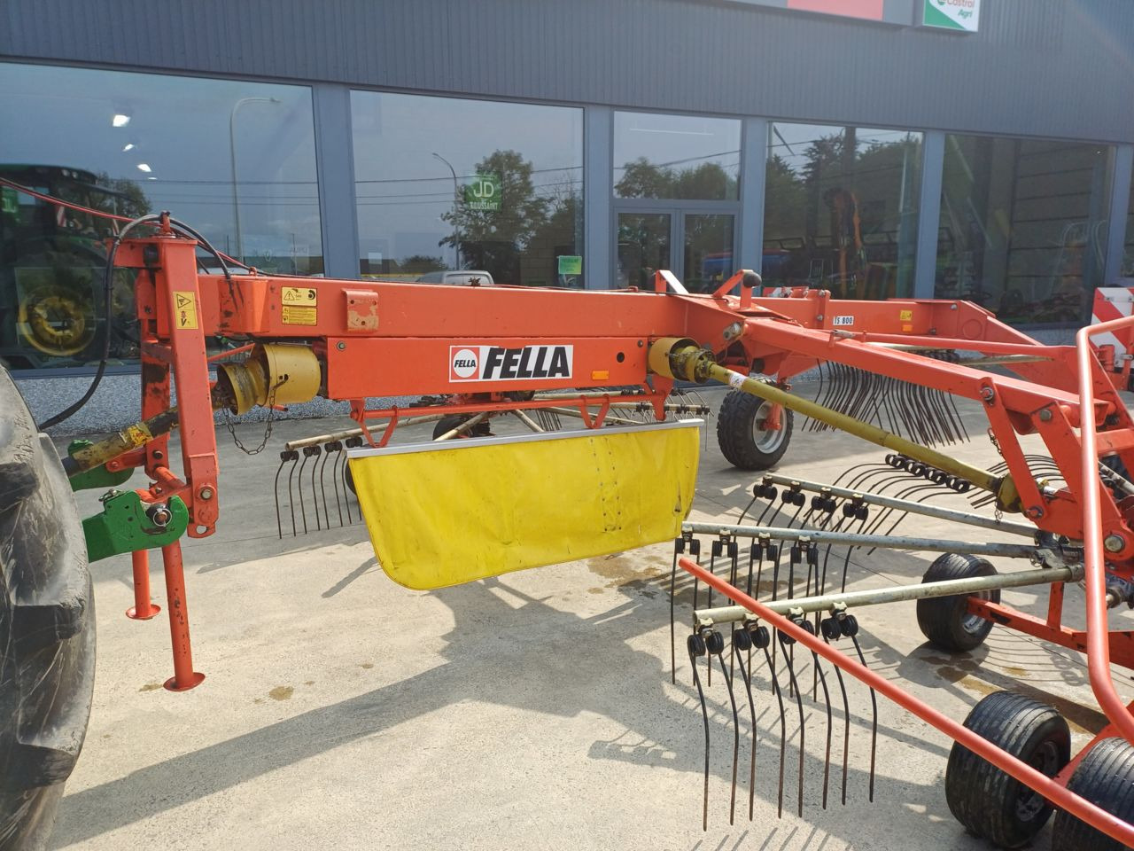 Fella TS800 - גורף/ מגרפה: תמונה 4 Fella TS800 - גורף/ מגרפה: תמונה 4