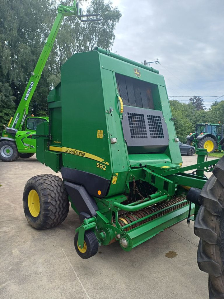 John Deere 592 ROTOFLOW - מכונת צרור עגולה: תמונה 4 John Deere 592 ROTOFLOW - מכונת צרור עגולה: תמונה 4