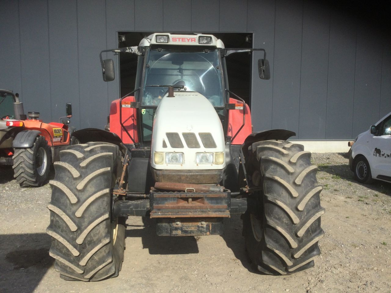 Steyr 9125 - טרקטור חקלאי: תמונה 4 Steyr 9125 - טרקטור חקלאי: תמונה 4