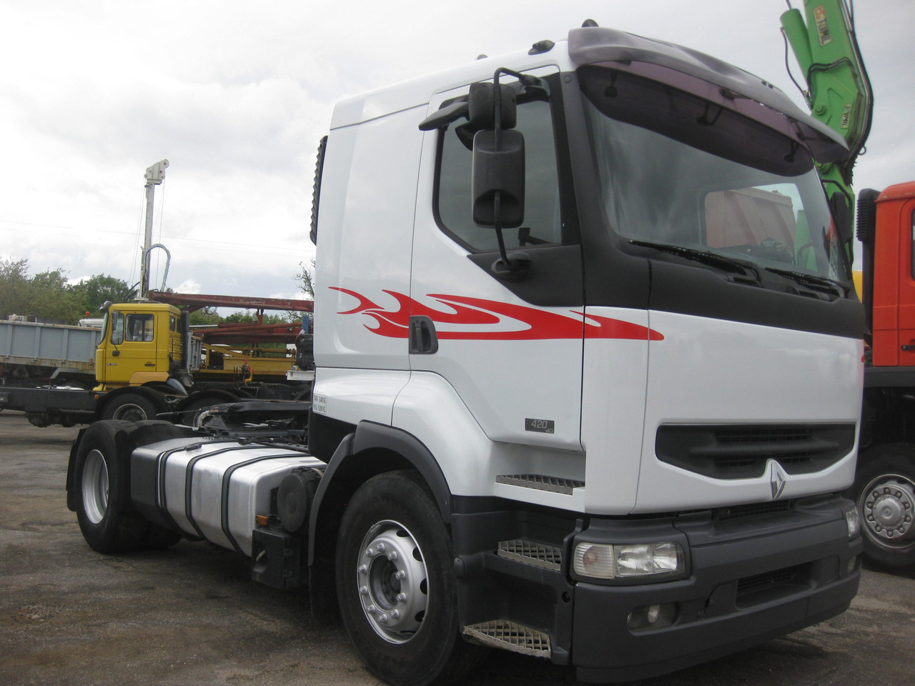 CABEZA TRACTORA RENAULT PREMIUM 420 - יחידת טרקטור: תמונה 2 CABEZA TRACTORA RENAULT PREMIUM 420 - יחידת טרקטור: תמונה 2