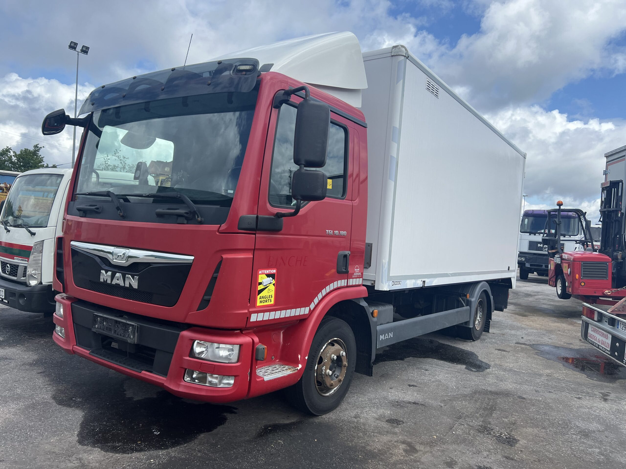 MAN TGL10.18 CAJA CERRADA O CHASIS - משאית תיבה: תמונה 2 MAN TGL10.18 CAJA CERRADA O CHASIS - משאית תיבה: תמונה 2