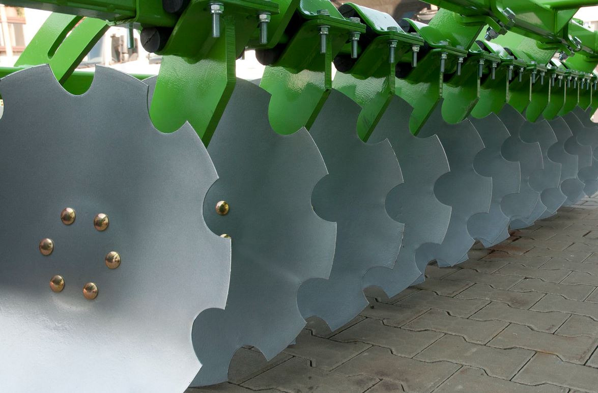 BOMET Brony talerzowe 3m / Kurzscheibeneggen/ Compact disc harrows/ Навесные дисковые компактные бороны - משדדת דיסק: תמונה 5 BOMET Brony talerzowe 3m / Kurzscheibeneggen/ Compact disc harrows/ Навесные дисковые компактные бороны - משדדת דיסק: תמונה 5