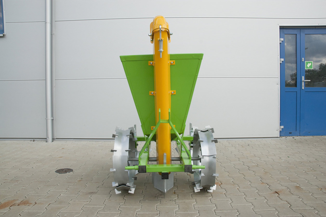 Bomet Sadzarka jednorzędowa / Einreihige Pflanzmaschine / Single row planter / Однорядная сеялка - משתיל תפוחי אדמה: תמונה 4 Bomet Sadzarka jednorzędowa / Einreihige Pflanzmaschine / Single row planter / Однорядная сеялка - משתיל תפוחי אדמה: תמונה 4