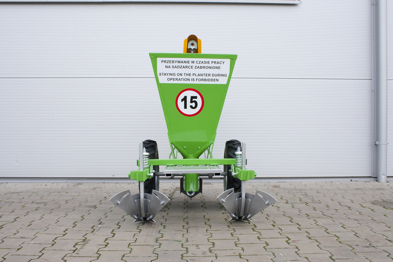 Bomet Sadzarka jednorzędowa / Einreihige Pflanzmaschine / Single row planter / Однорядная сеялка - משתיל תפוחי אדמה: תמונה 2 Bomet Sadzarka jednorzędowa / Einreihige Pflanzmaschine / Single row planter / Однорядная сеялка - משתיל תפוחי אדמה: תמונה 2