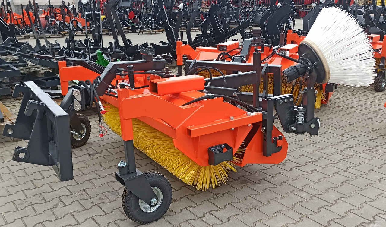 Metal-Technik Zamiatarka TOP MT 1600mm/ Sweeper / Kehrmaschine / Подметальная машина - מטאטא: תמונה 5 Metal-Technik Zamiatarka TOP MT 1600mm/ Sweeper / Kehrmaschine / Подметальная машина - מטאטא: תמונה 5