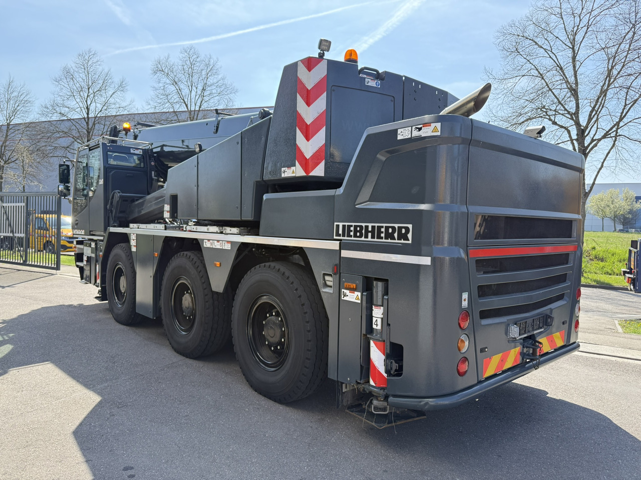 Liebherr LTC 1050-3.1 | 6 x 6 | Klappspitze | Funk inkl. RemoteDrive - עגורן נייד: תמונה 3 Liebherr LTC 1050-3.1 | 6 x 6 | Klappspitze | Funk inkl. RemoteDrive - עגורן נייד: תמונה 3