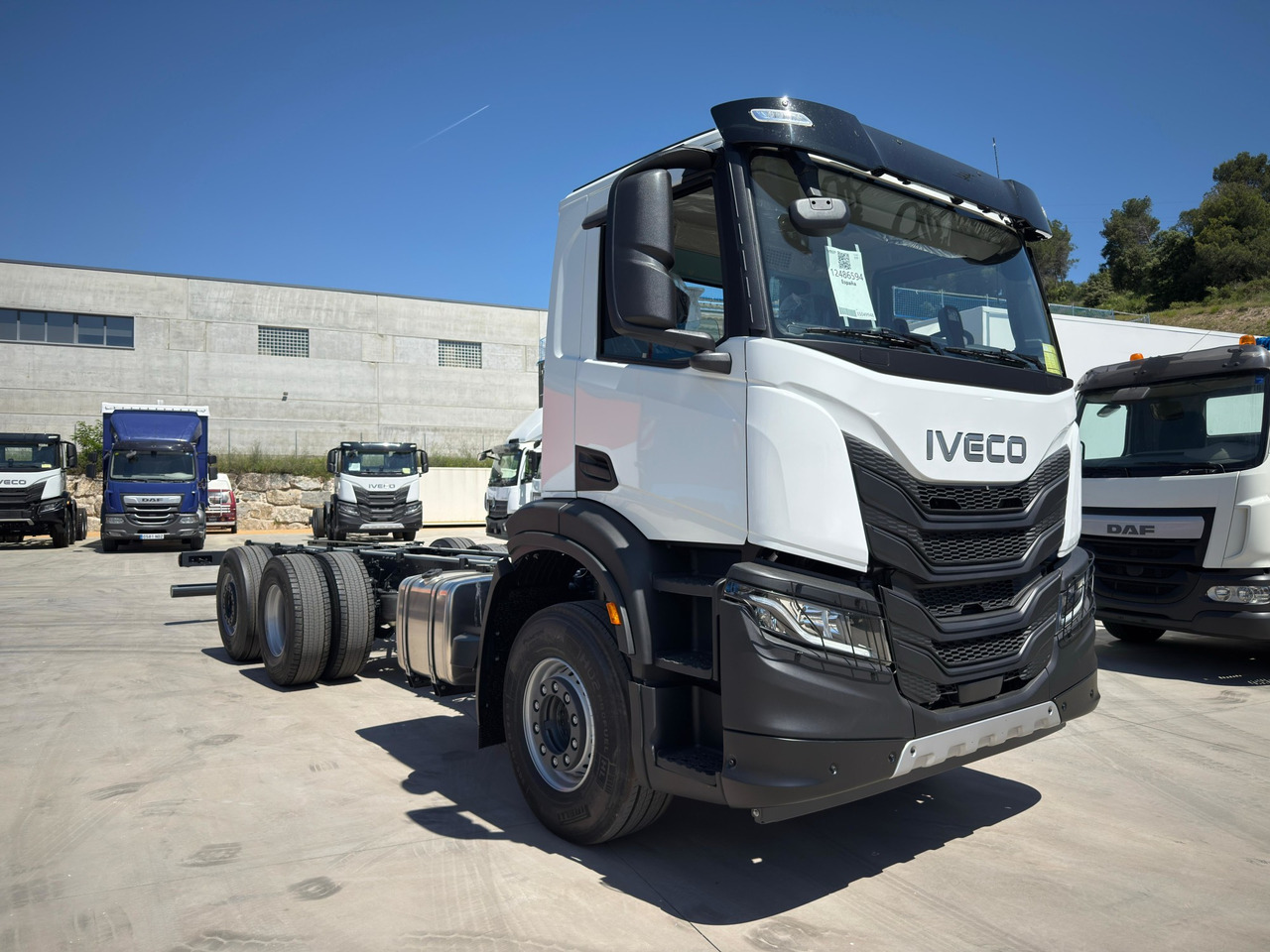 IVECO AD280X40 YPS ON X-WAY E6 (Chassis) - משאית עם שלדת תא: תמונה 2 IVECO AD280X40 YPS ON X-WAY E6 (Chassis) - משאית עם שלדת תא: תמונה 2