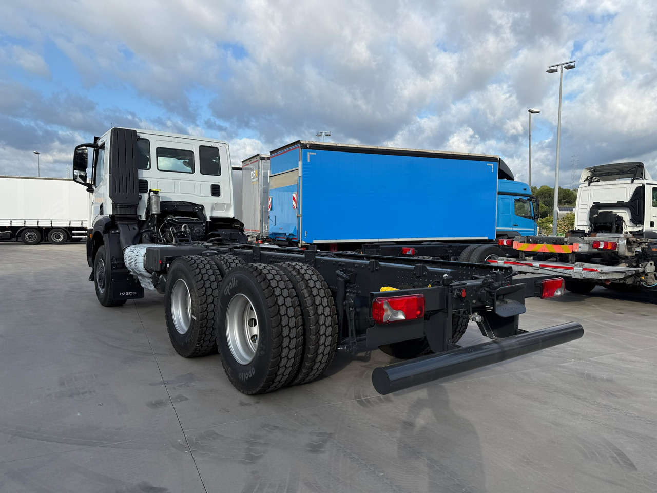 IVECO AD300X46Z OFF X-Way HI-TRACTION E6 (Chassis) - משאית עם שלדת תא: תמונה 5 IVECO AD300X46Z OFF X-Way HI-TRACTION E6 (Chassis) - משאית עם שלדת תא: תמונה 5