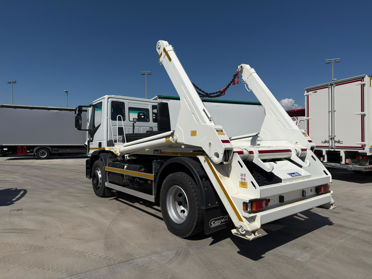 IVECO ML190E28L Eurocargo E6 (Track Equipment) - משאית דילוג העמסה: תמונה 4 IVECO ML190E28L Eurocargo E6 (Track Equipment) - משאית דילוג העמסה: תמונה 4