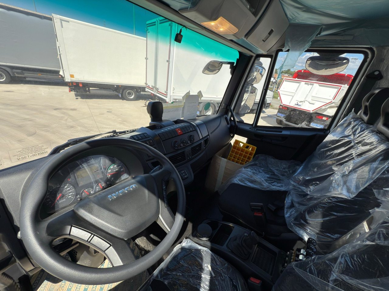 IVECO ML190E28L Eurocargo E6 (Track Equipment) - משאית דילוג העמסה: תמונה 5 IVECO ML190E28L Eurocargo E6 (Track Equipment) - משאית דילוג העמסה: תמונה 5