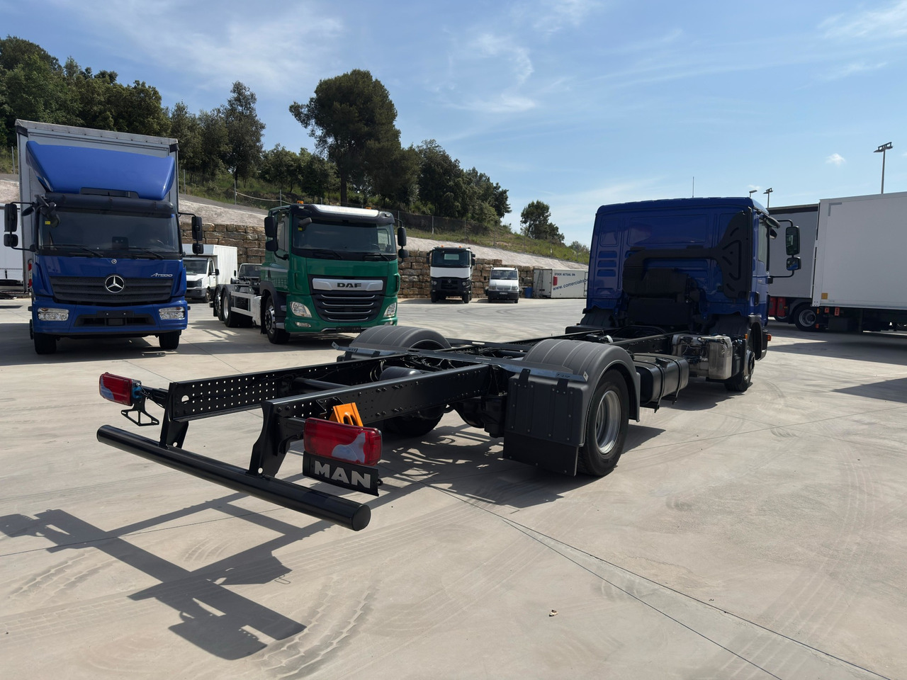 MAN 12.190 BL TGL E6 (Chassis) - משאית עם שלדת תא: תמונה 3 MAN 12.190 BL TGL E6 (Chassis) - משאית עם שלדת תא: תמונה 3