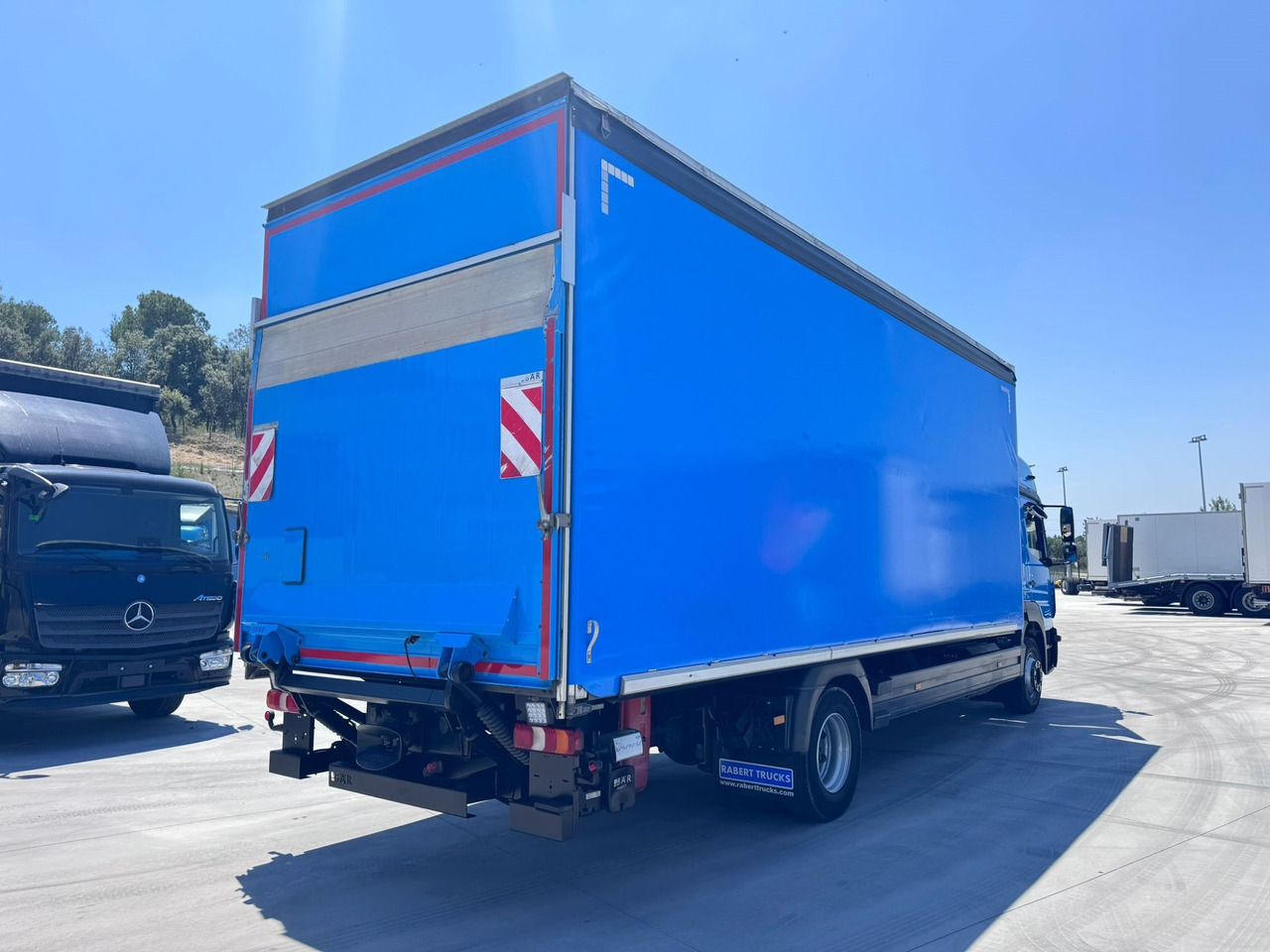 MERCEDES BENZ 13.30L Atego E6 (Tauliner) - משאית וילונות צד: תמונה 5 MERCEDES BENZ 13.30L Atego E6 (Tauliner) - משאית וילונות צד: תמונה 5