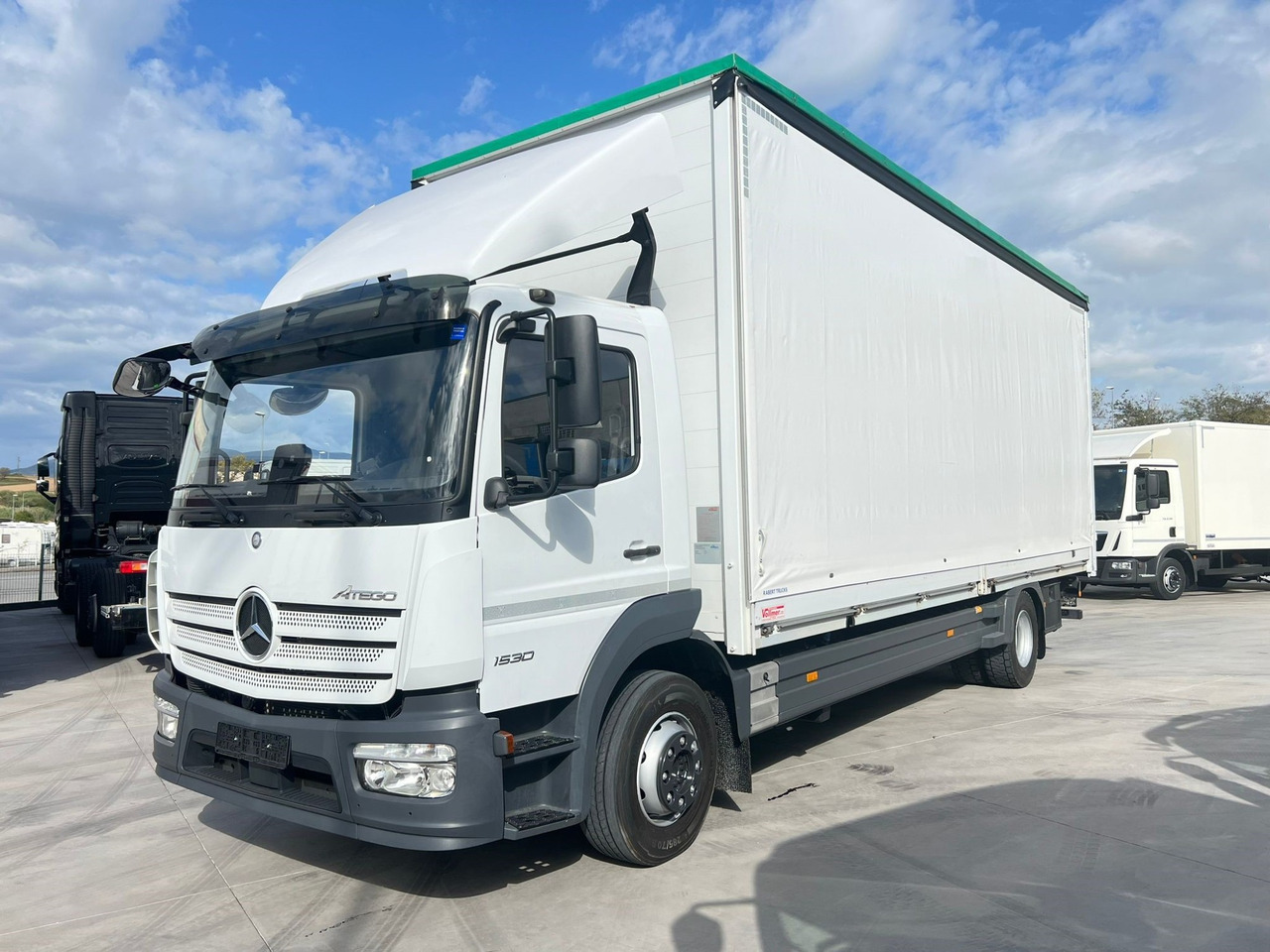 MERCEDES BENZ 15.30L Atego E6 (Semitauliner) - משאית וילונות צד: תמונה 1 MERCEDES BENZ 15.30L Atego E6 (Semitauliner) - משאית וילונות צד: תמונה 1