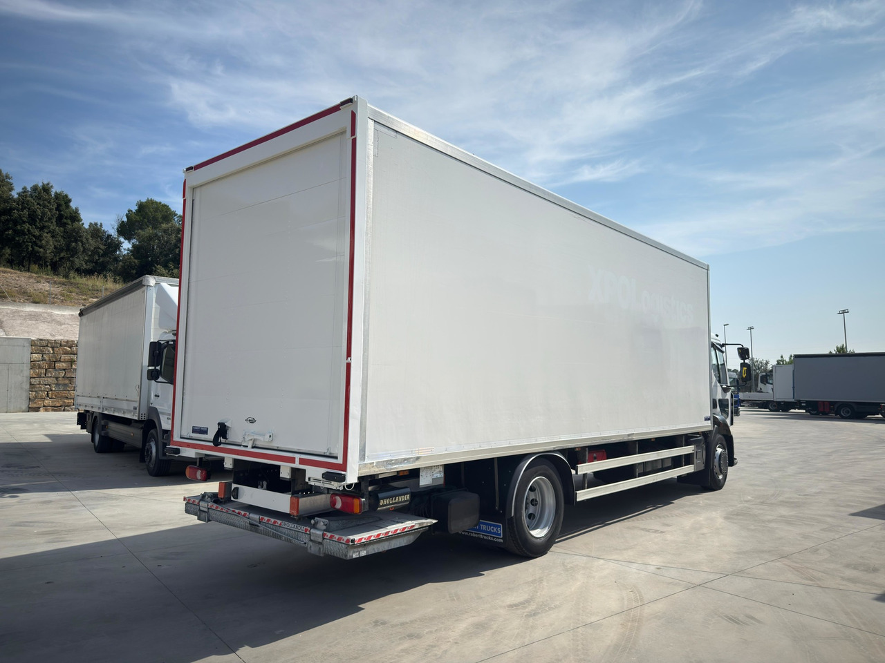 RENAULT D19 E6 (VAN) - משאית תיבה: תמונה 3 RENAULT D19 E6 (VAN) - משאית תיבה: תמונה 3