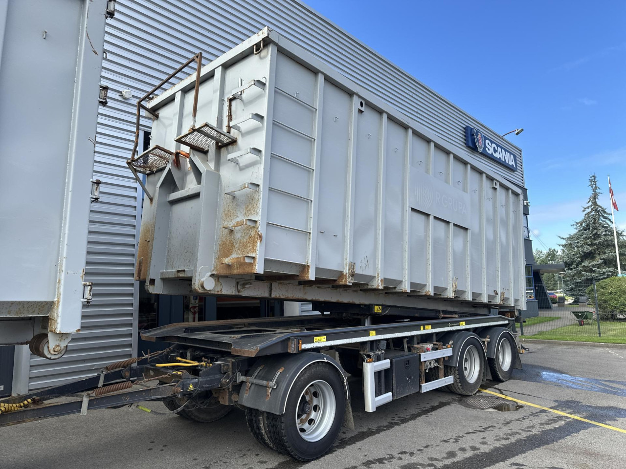SCANIA R 450 B6x4HA - מוביל מכולות/ משאית החלפת גוף: תמונה 5 SCANIA R 450 B6x4HA - מוביל מכולות/ משאית החלפת גוף: תמונה 5