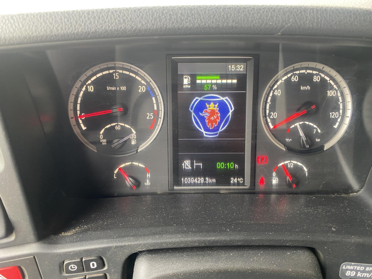 SCANIA R 450 CB6x4HHA - משאית עם שלדת תא: תמונה 2 SCANIA R 450 CB6x4HHA - משאית עם שלדת תא: תמונה 2