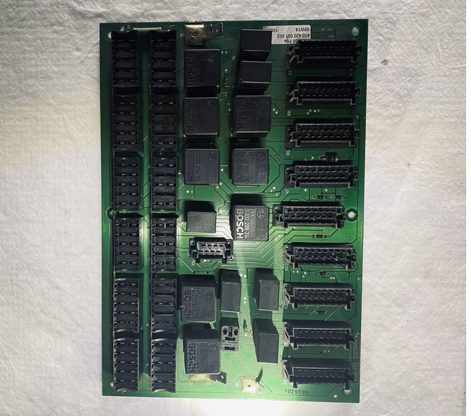 Bosch - ECU: תמונה 3 Bosch - ECU: תמונה 3