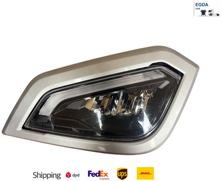 DAF XG - פנס קדמי: תמונה 1 DAF XG - פנס קדמי: תמונה 1