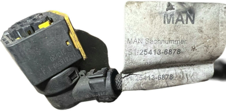 MAN - כבלים/ רתמת חוט: תמונה 3 MAN - כבלים/ רתמת חוט: תמונה 3