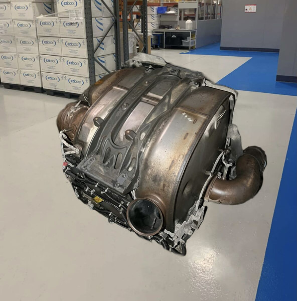 Volvo 23046481 P03 - ממיר קטליטי: תמונה 1 Volvo 23046481 P03 - ממיר קטליטי: תמונה 1