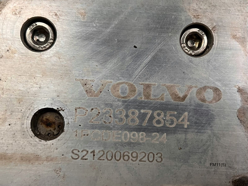 Volvo - מערכת פליטה: תמונה 2 Volvo - מערכת פליטה: תמונה 2