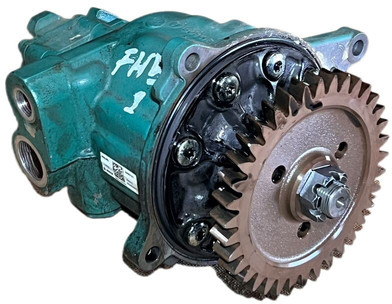 Volvo  - משאבת היגוי: תמונה 4 Volvo  - משאבת היגוי: תמונה 4