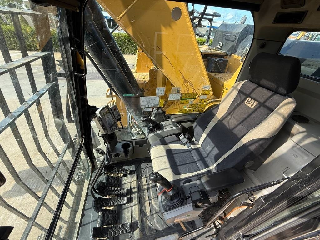 CAT 335 F L CR - מחפר סורק: תמונה 2 CAT 335 F L CR - מחפר סורק: תמונה 2