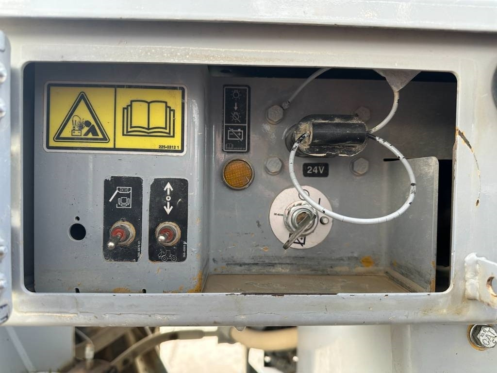 מעמיס גלגלים CAT 962 M / **NEW ENGINE**: תמונה 14
